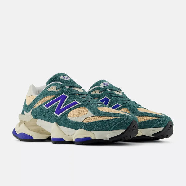 New Balance 9060 New Spruce Peach Blossom Team Royal