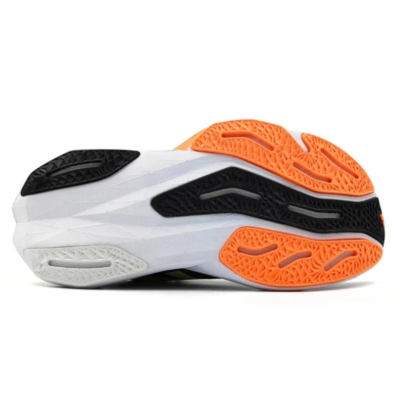 Tênis New Balance FuelCell Rebel V4 Preto/Verde