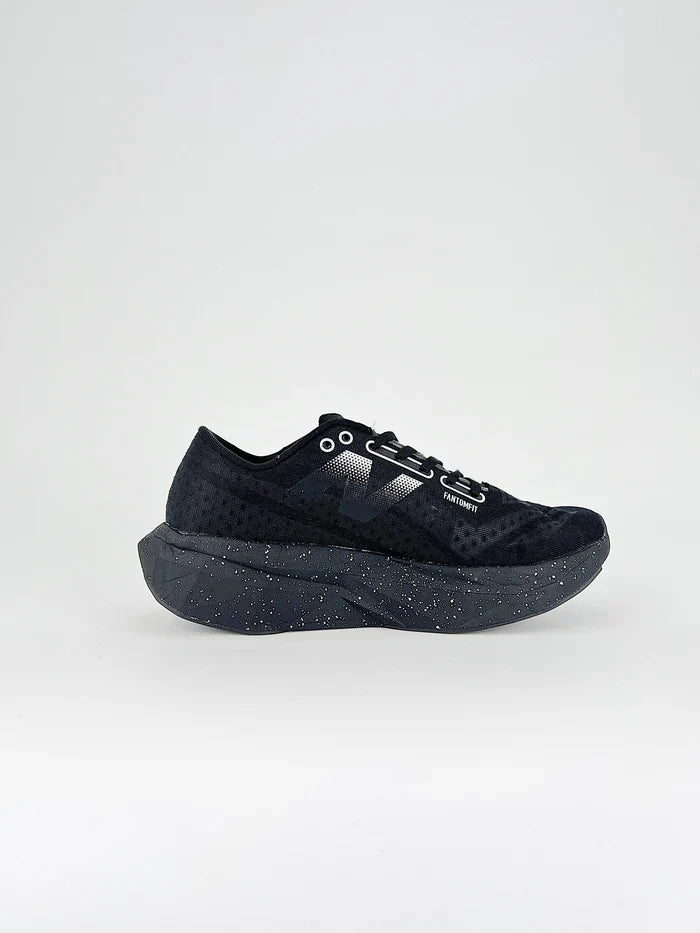 Tênis New Balance Fuelcell Supercomp Elite V4 - Preto