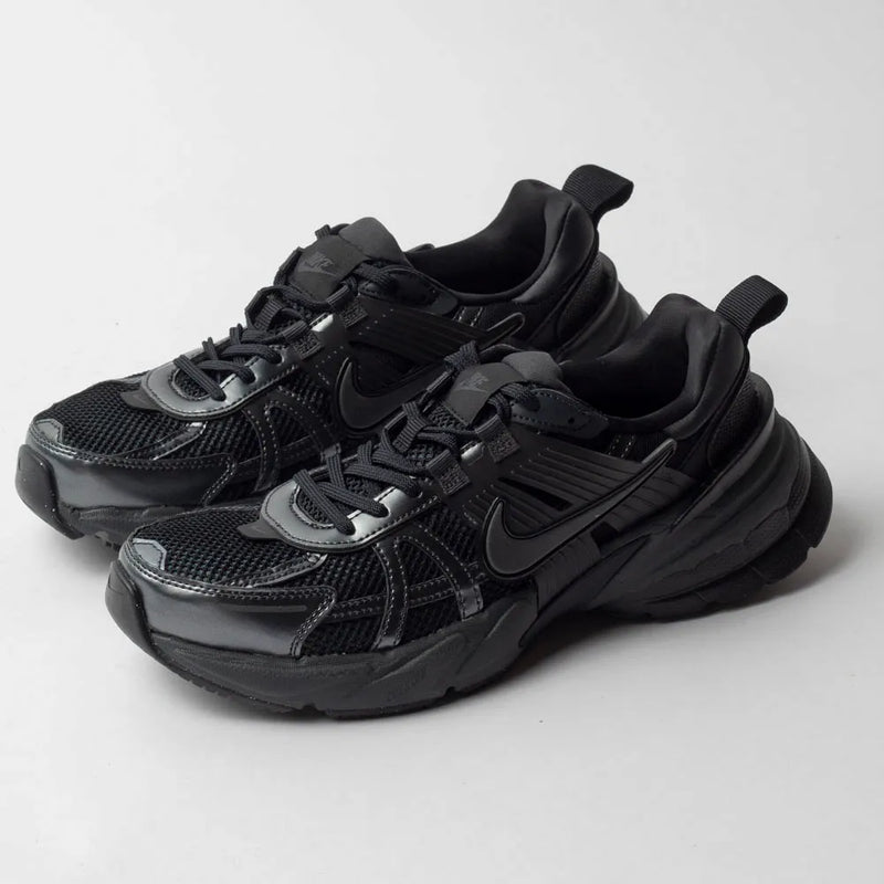 Tênis Nike V2K Run Preto
