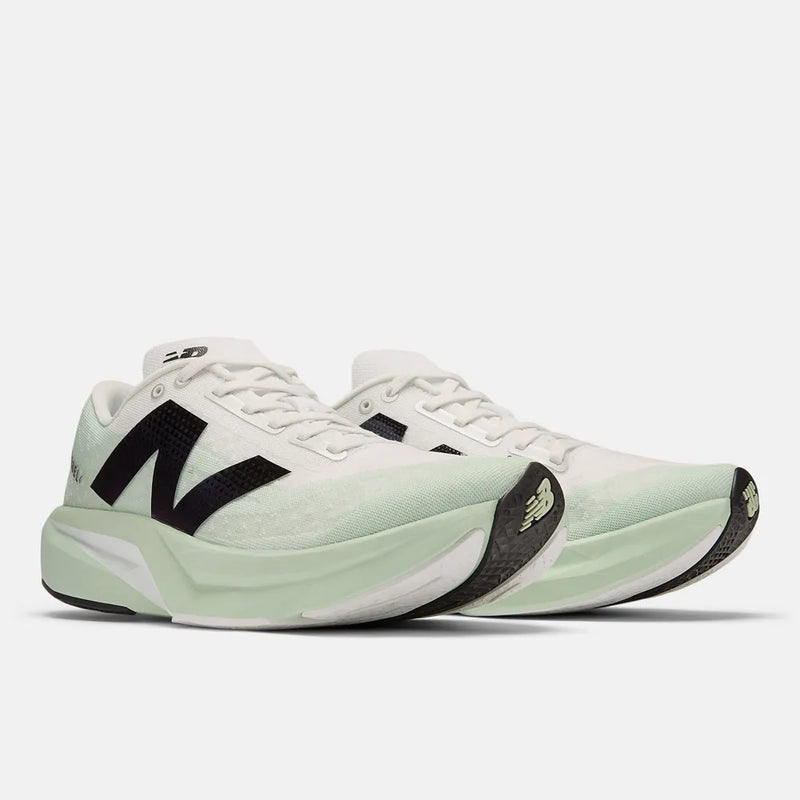 Tênis New Balance Fuelcell Rebel V4 Verde Claro
